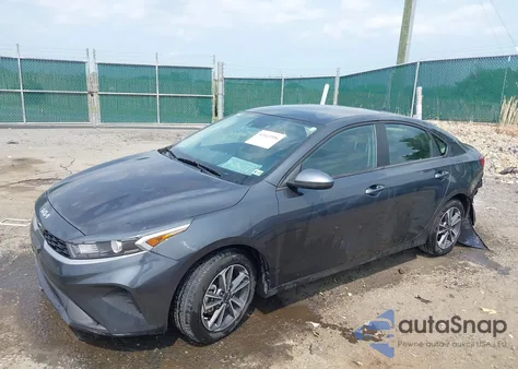 2024 Kia Forte Lxs из США, поврежденный, VIN 3KPF24AD2RE724712